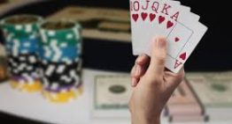 How could a player win more games in an online casino?